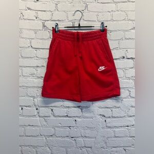 NIKE BOYS SPORTSWEAR SHORTS RED SIZE M YOUTH